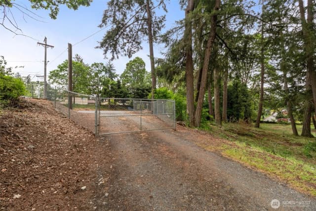 Property photo for 19608 8th Avenue E, Spanaway photo 2