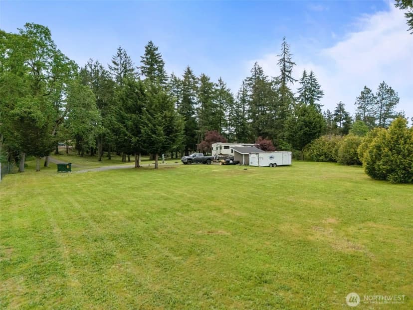 Property photo for 19608 8th Avenue E, Spanaway photo 11