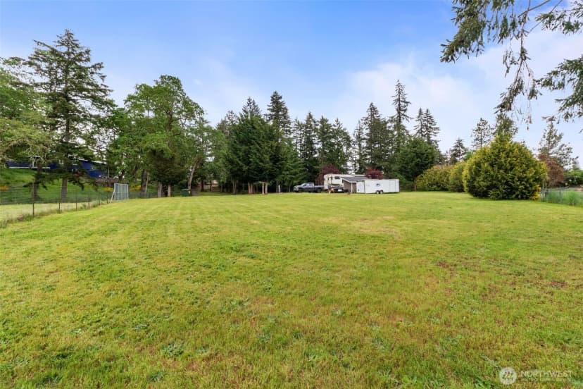 Property photo for 19608 8th Avenue E, Spanaway photo 12