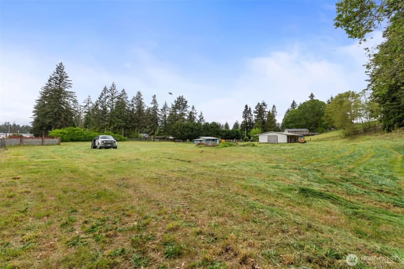 Property photo for 19608 8th Avenue E, Spanaway photo 13