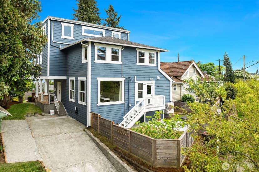 Property photo for 915 30th Avenue S, Seattle photo 32