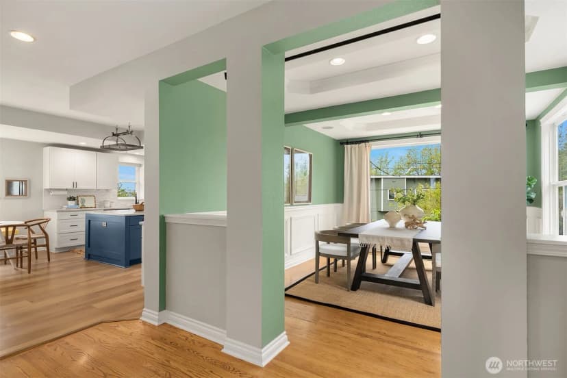 Property photo for 915 30th Avenue S, Seattle photo 10