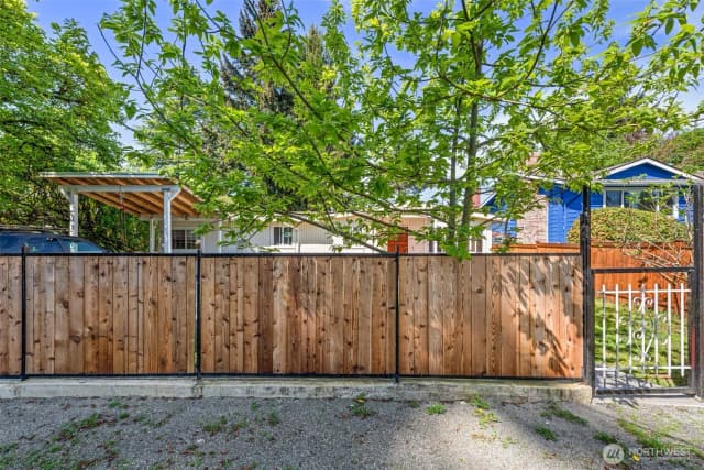 Property photo for 13721 37th Avenue Ne, Seattle