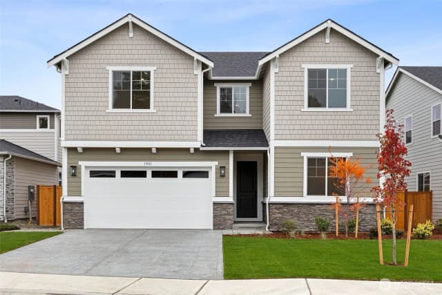 Property photo for 13911 180th Street E #37, Puyallup