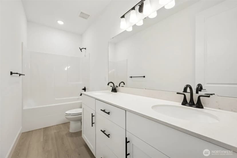 Property photo for 13911 180th Street E #37, Puyallup photo 11