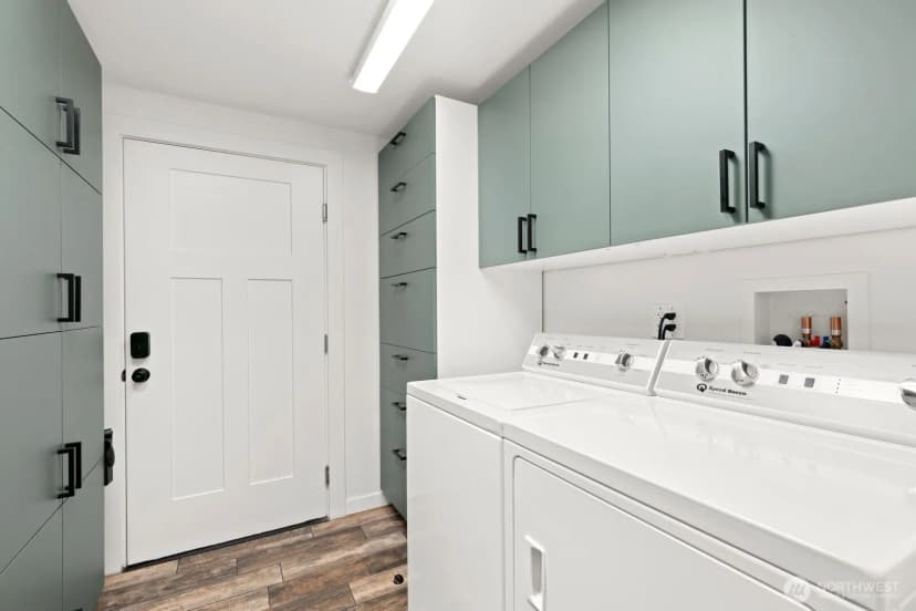 Property photo for 1022 Ne 188th Street, Shoreline photo 15