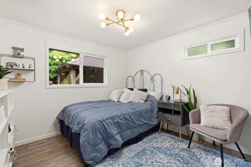 Property photo for 1022 Ne 188th Street, Shoreline photo 12