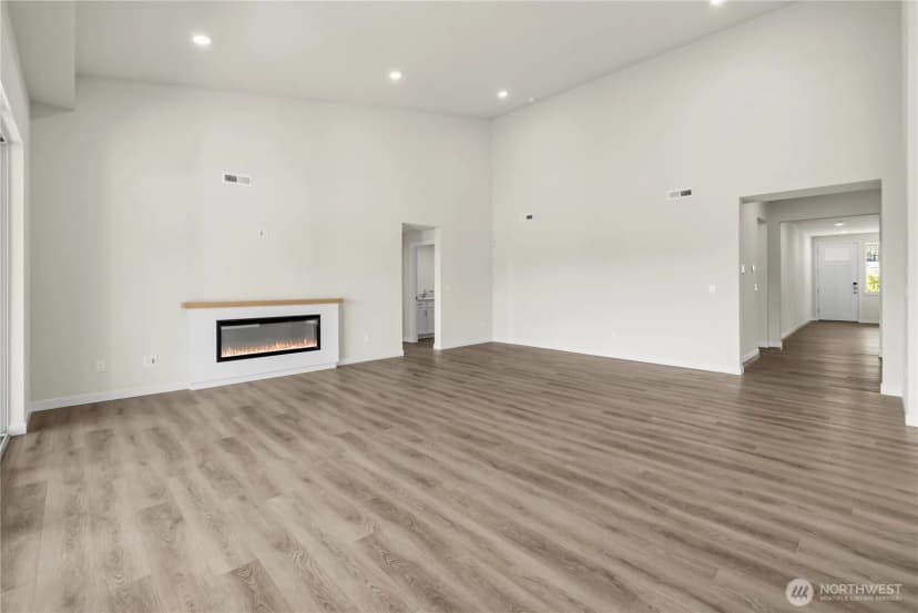 Property photo for 13905 207th Avenue Ct E, Bonney Lake photo 14