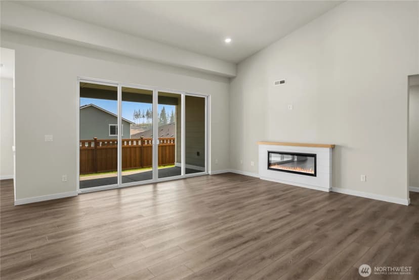 Property photo for 13905 207th Avenue Ct E, Bonney Lake photo 12