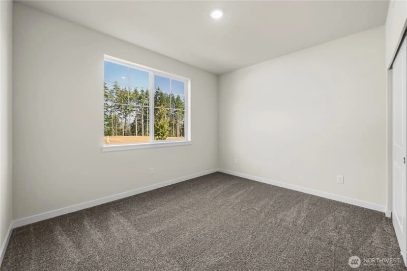 Property photo for 13905 207th Avenue Ct E, Bonney Lake photo 8