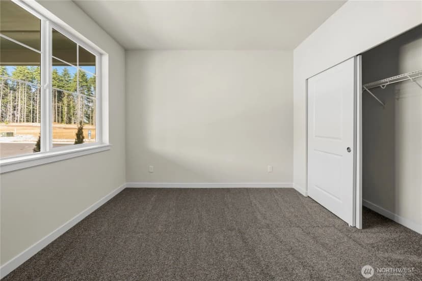 Property photo for 13905 207th Avenue Ct E, Bonney Lake photo 6