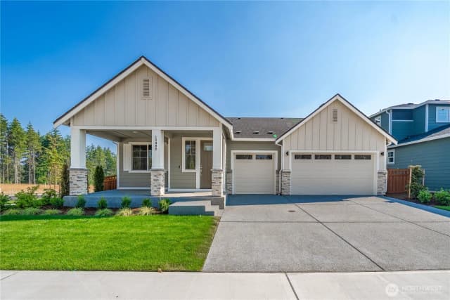 Property photo for 13905 207th Avenue Ct E, Bonney Lake