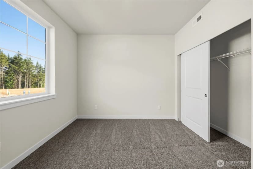 Property photo for 13905 207th Avenue Ct E, Bonney Lake photo 9