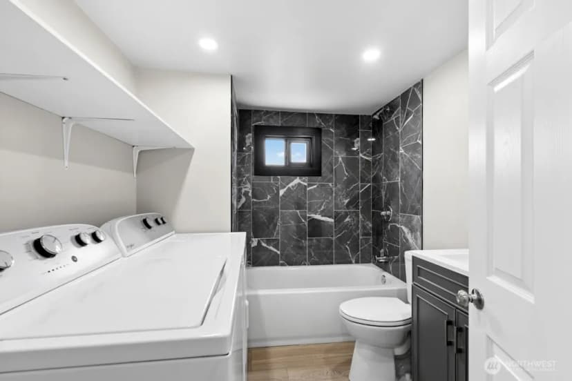 Property photo for 12200 Stone Avenue N #38, Seattle photo 17