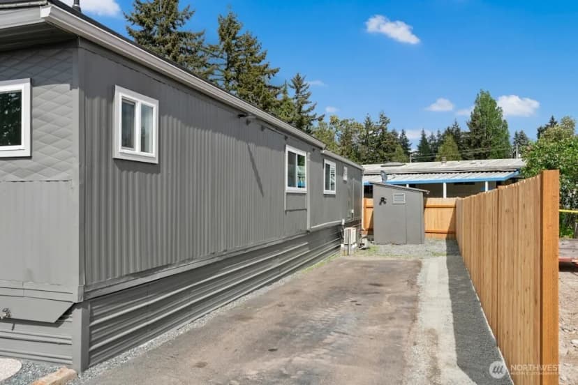 Property photo for 12200 Stone Avenue N #38, Seattle photo 22