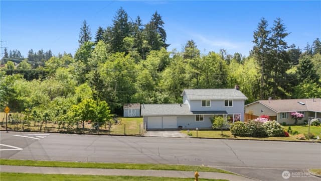 Property photo for 12307 Se 74th Street, Newcastle photo 2