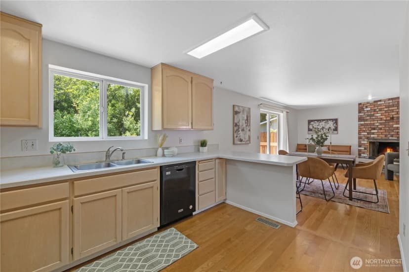Property photo for 12307 Se 74th Street, Newcastle photo 6