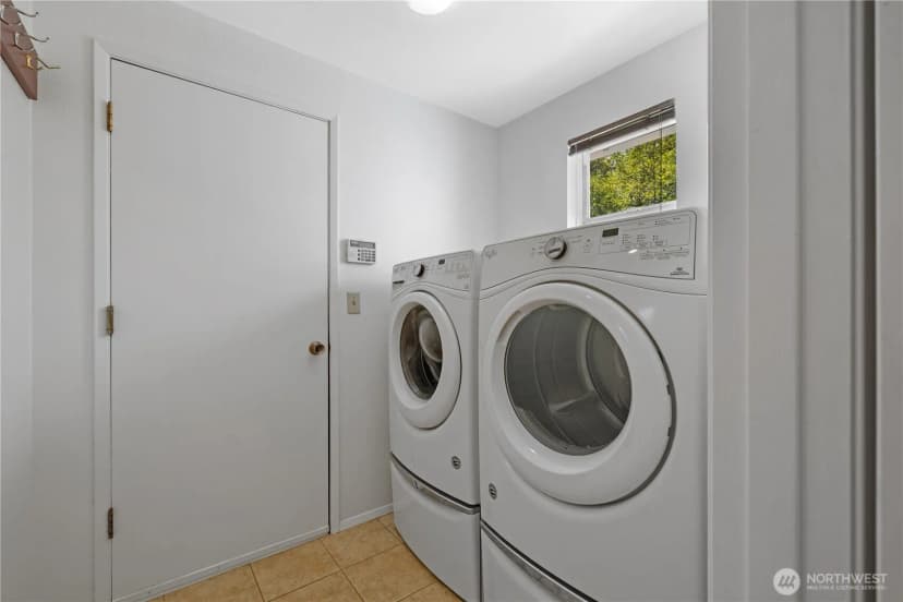 Property photo for 12307 Se 74th Street, Newcastle photo 14