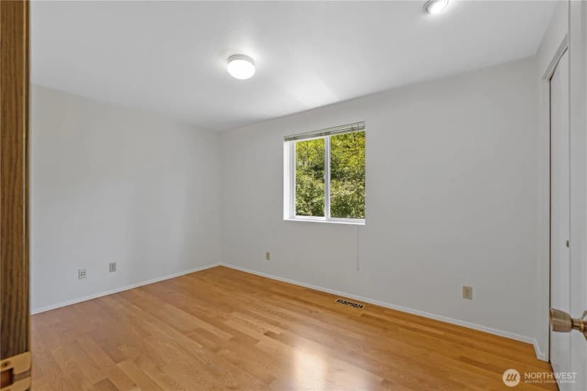 Property photo for 12307 Se 74th Street, Newcastle photo 20