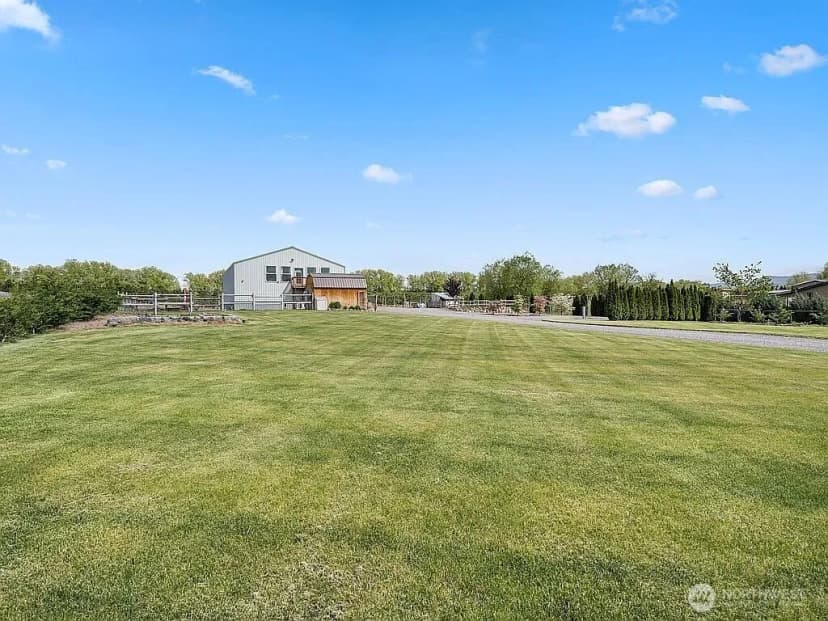 Property photo for 26235 Road U Sw, Mattawa photo 28