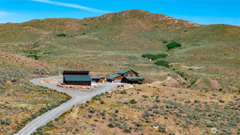 Property photo for 476 Bill Shaw Road, Pateros photo 34