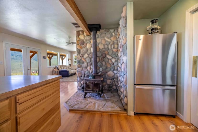 Property photo for 476 Bill Shaw Road, Pateros photo 14