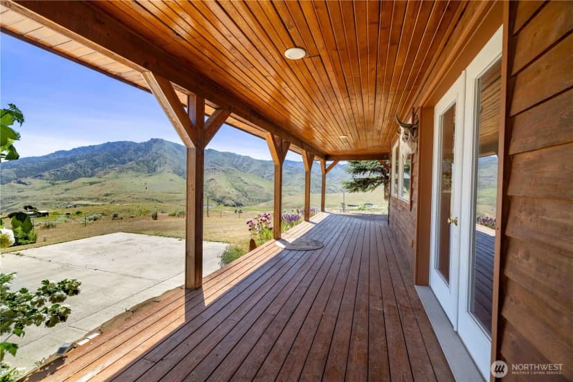 Property photo for 476 Bill Shaw Road, Pateros photo 27