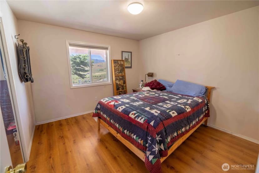 Property photo for 476 Bill Shaw Road, Pateros photo 15