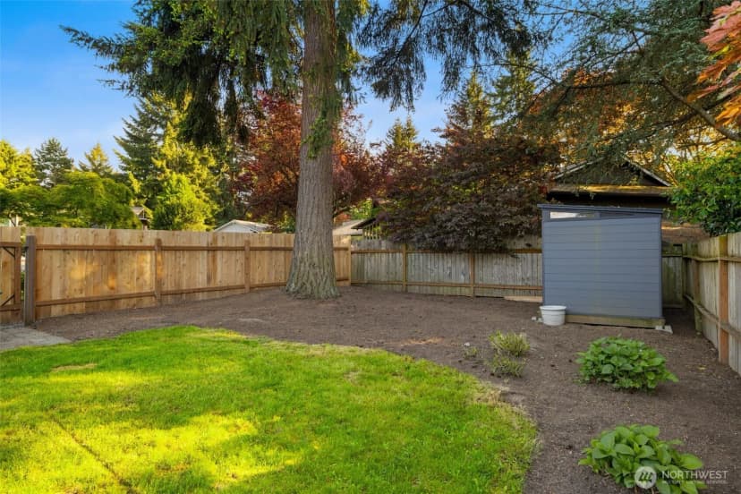 Property photo for 8533 Se 76th Place, Mercer Island photo 20