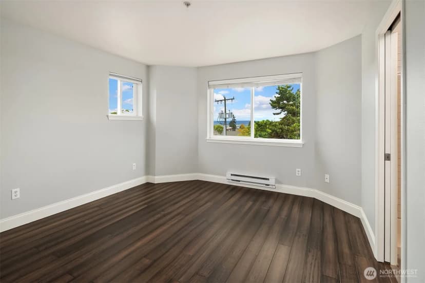 Property photo for 1818 18th Avenue #204, Seattle photo 10