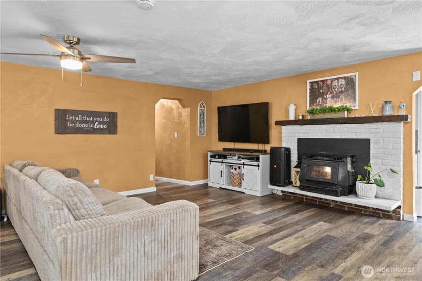 Property photo for 32816 82nd Avenue S, Roy photo 12