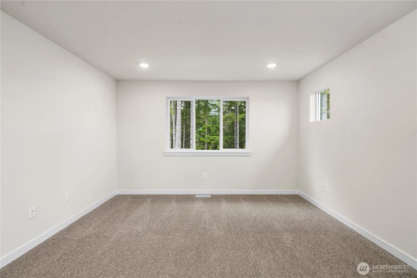 Property photo for 13910 208th Avenue E, Bonney Lake photo 19