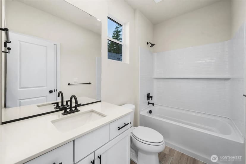 Property photo for 13910 208th Avenue E, Bonney Lake photo 5