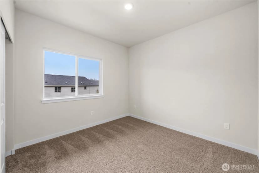 Property photo for 13910 208th Avenue E, Bonney Lake photo 3