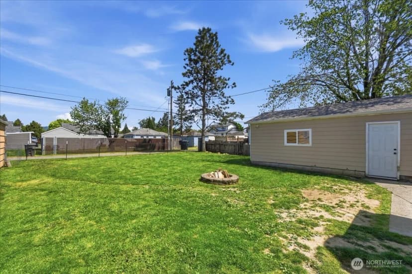 Property photo for 3042 Field Street, Longview photo 21