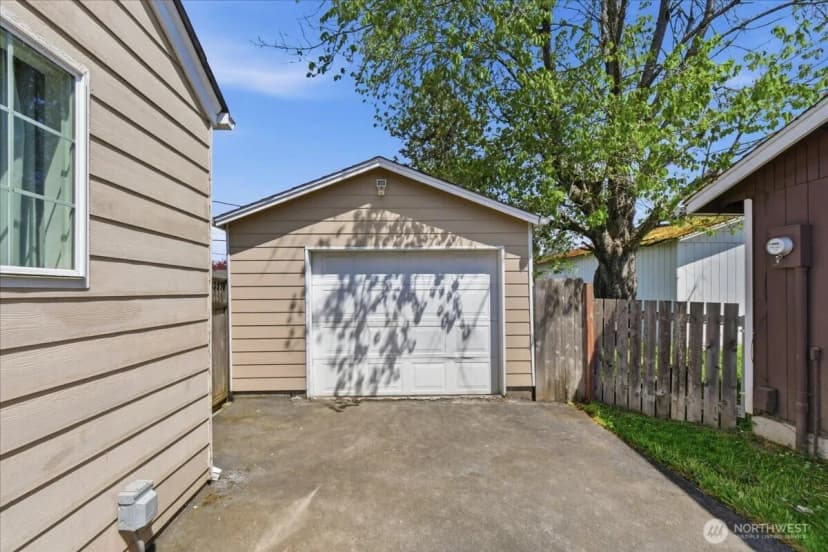 Property photo for 3042 Field Street, Longview photo 22