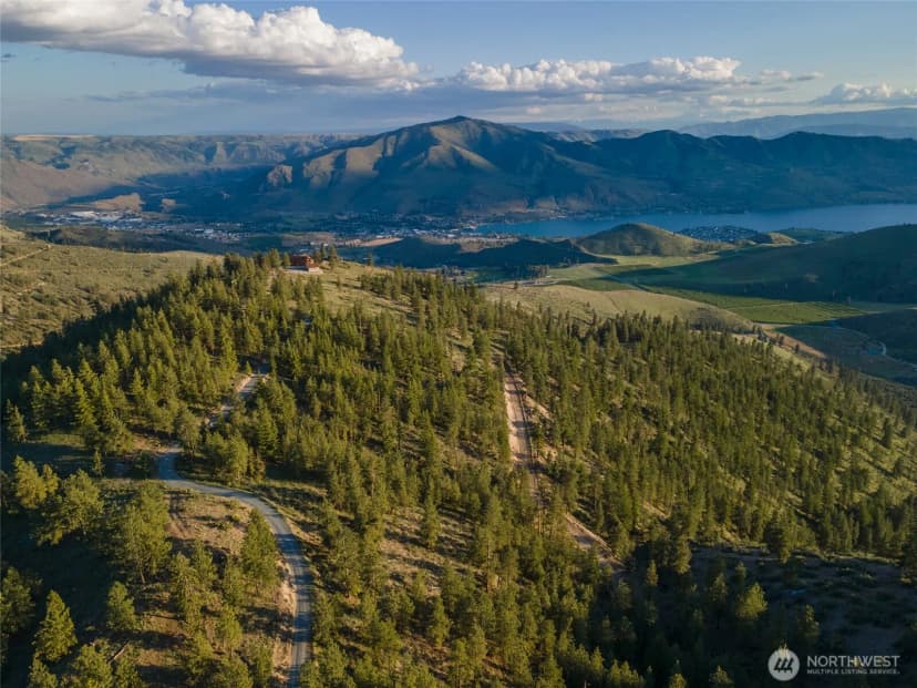 Property photo for 1831 Cottontail Lane, Chelan photo 10