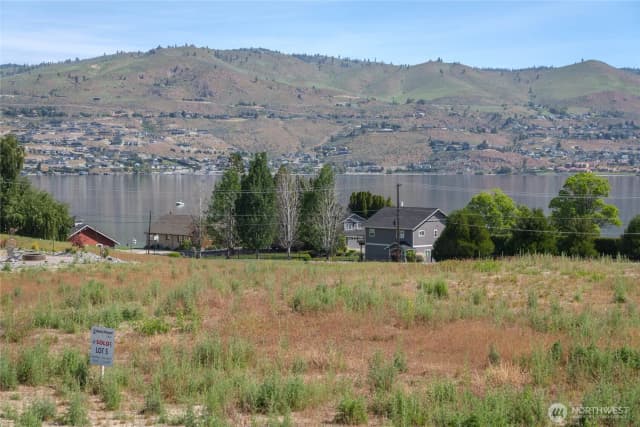 Property photo for 115 Loretta Lane, Chelan photo 4