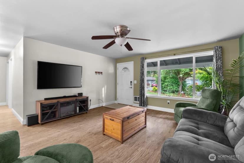 Property photo for 10809 133rd Street Nw, Gig Harbor photo 6