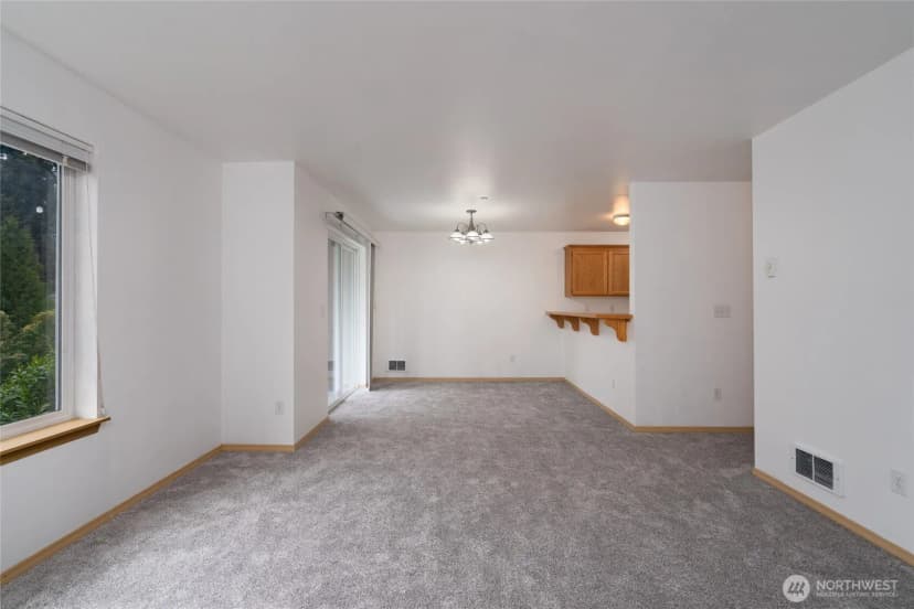 Property photo for 1640 Sw Mulberry Place #c203, Oak Harbor photo 10