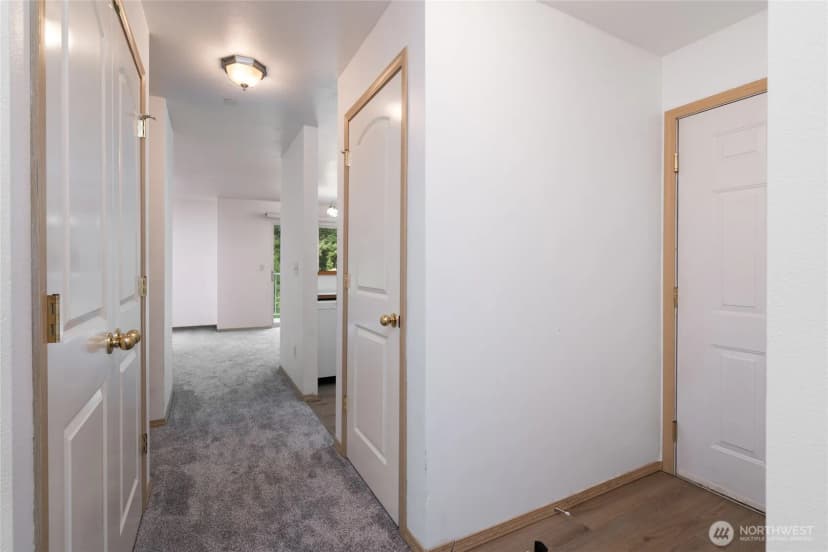 Property photo for 1640 Sw Mulberry Place #c203, Oak Harbor photo 6