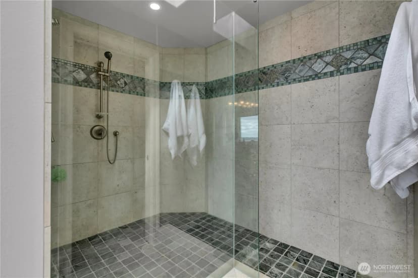 Property photo for 1512 49th Street Ne, Tacoma photo 26