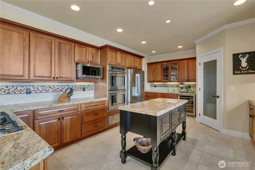 Property photo for 1512 49th Street Ne, Tacoma photo 9