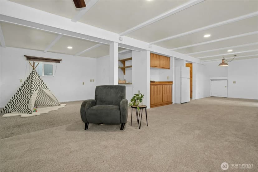 Property photo for 31025 E Lake Morton Drive Se, Kent photo 18