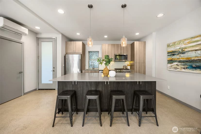 Property photo for 2312 S Judkins Street, Seattle photo 10