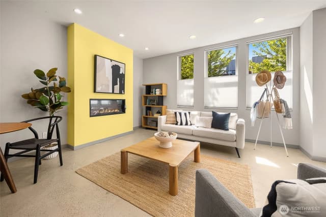 Property photo for 2312 S Judkins Street, Seattle photo 4