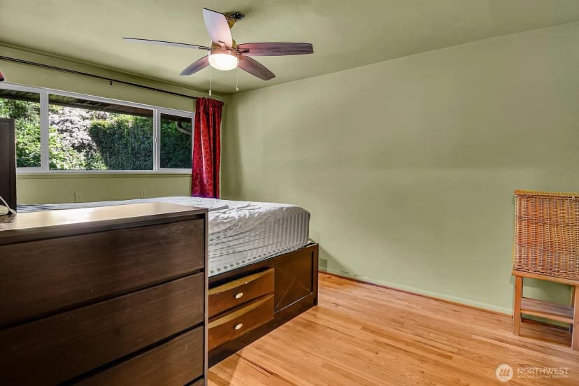 Property photo for 5309 Sw 47th, Seattle photo 11