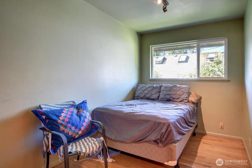 Property photo for 5309 Sw 47th, Seattle photo 12