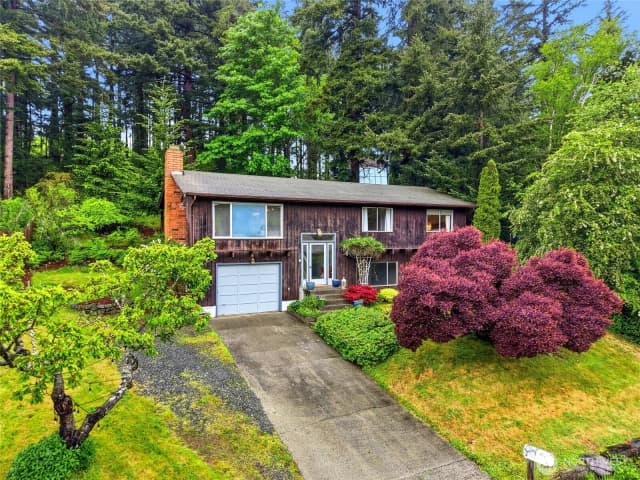 Property photo for 619 Willow Road, Bellingham
