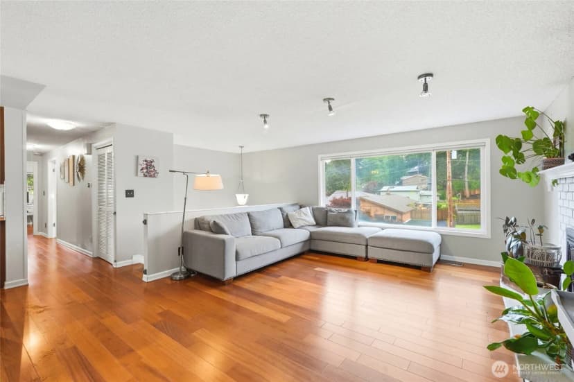 Property photo for 619 Willow Road, Bellingham photo 9